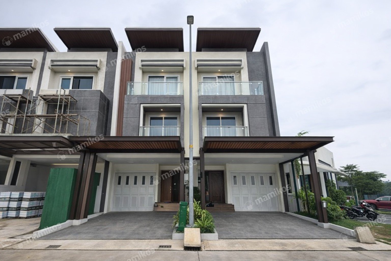 Rumah Sertifikat SHM 6 Kamar Tidur 5 Kamar Mandi Bintaro Jakarta Selatan