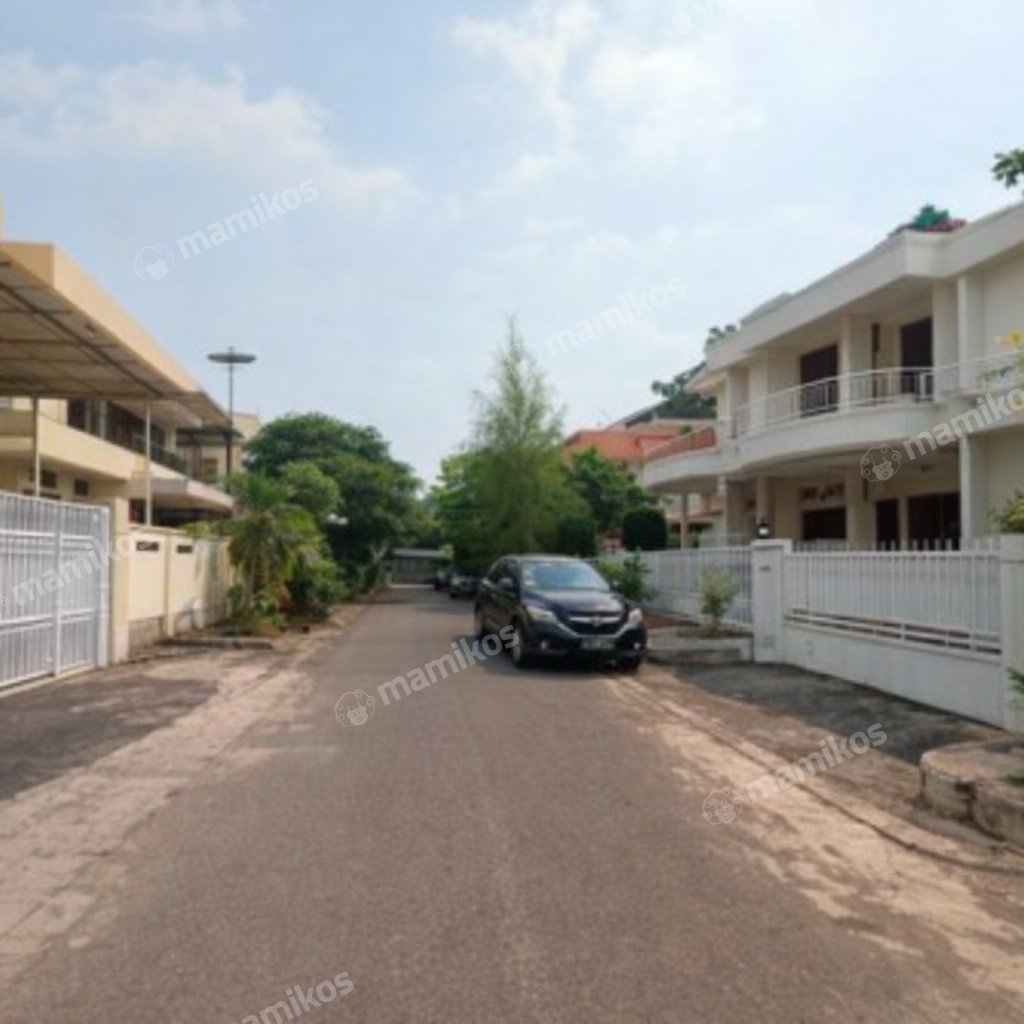 Rumah Sertifikat SHM 5 Kamar Tidur 3 Kamar Mandi Intercon Jakarta Barat - Photo 3