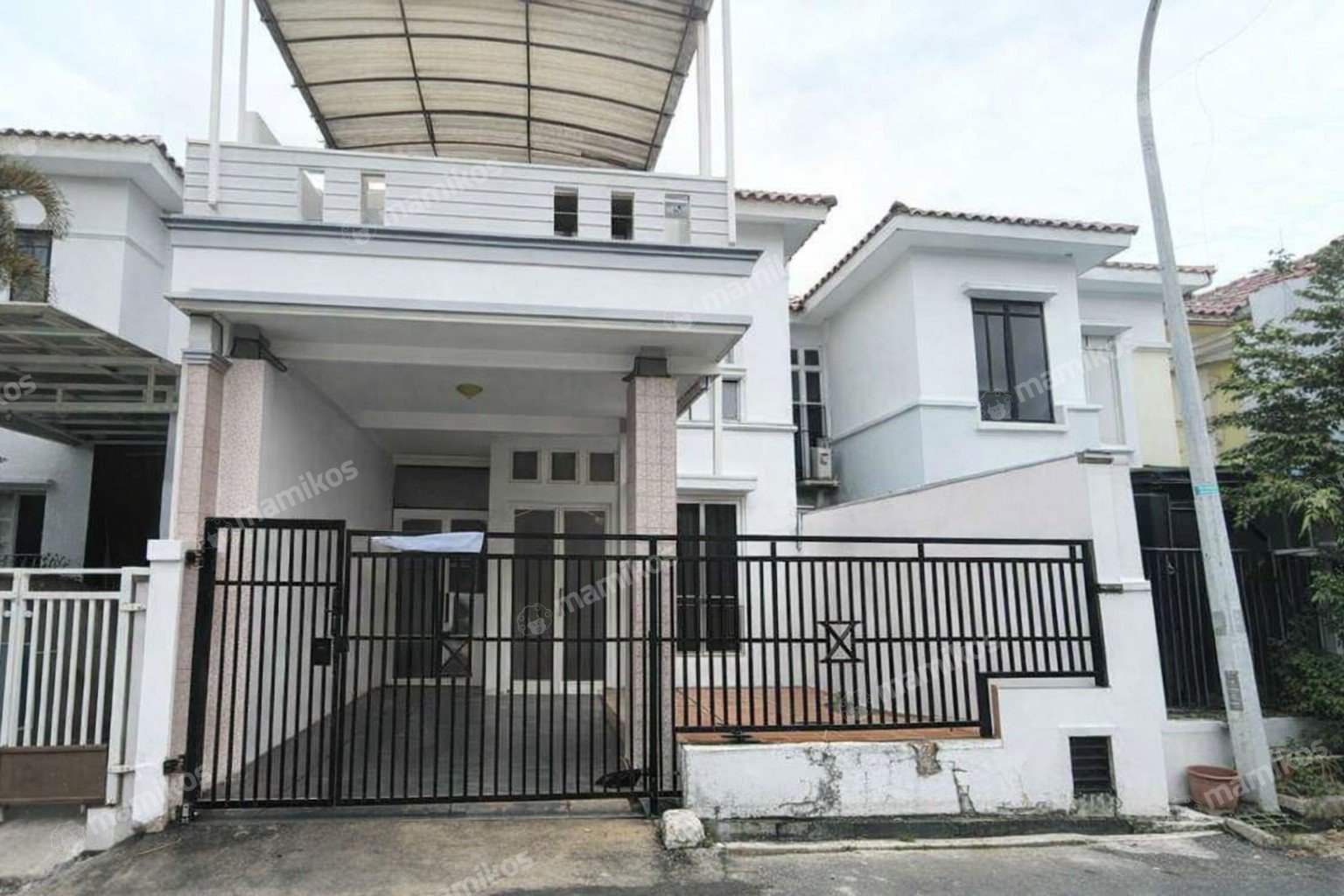 Rumah Sertifikat SHM 4 Kamar Tidur 4 Kamar Mandi Metland Menteng Jakarta Timur