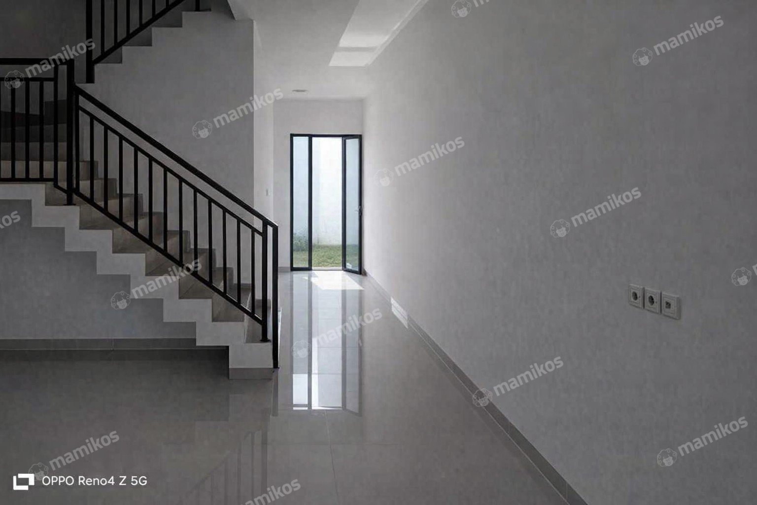 Rumah Sertifikat SHM 2 Kamar Tidur 2 Kamar Mandi Pisangan Lama Jakarta Timur - Photo 2