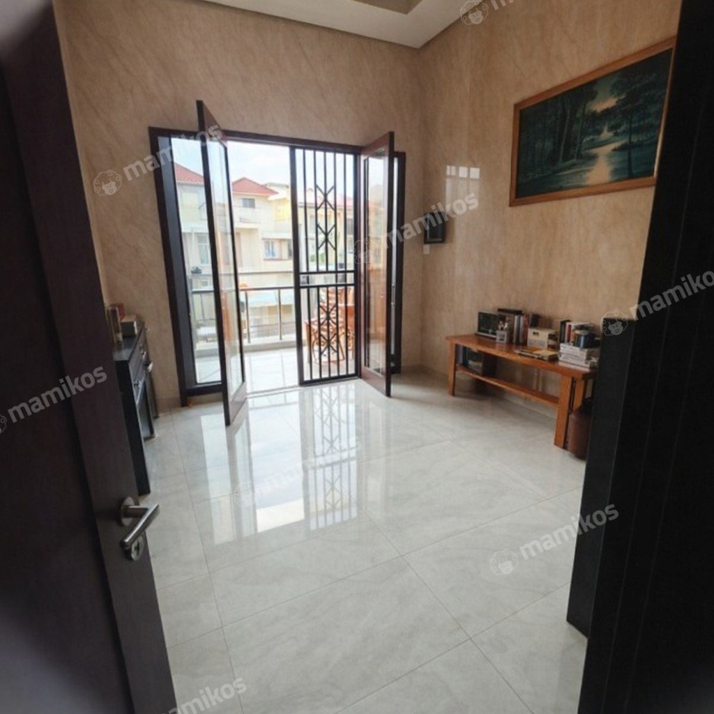Rumah Sertifikat SHM 5 Kamar Tidur 5 Kamar Mandi Penjaringan Jakarta Utara - Photo 2