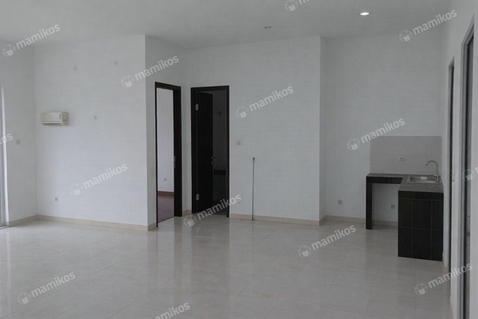 Rumah 3 Kamar Tidur 3 Kamar Mandi 1 Lantai Pantai Indah Kapuk Jakarta Utara - Photo 4