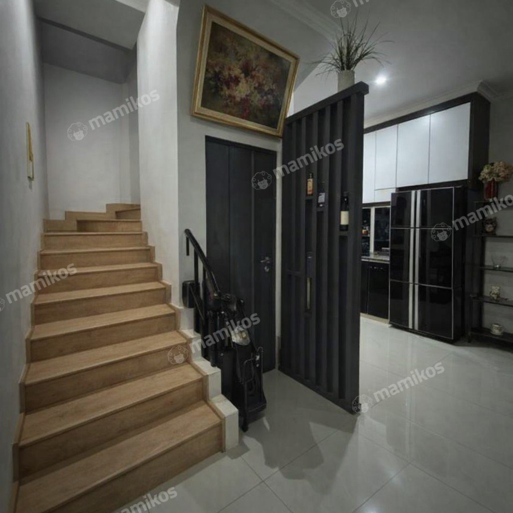 Rumah Sertifikat SHM 4 Kamar Tidur 3 Kamar Mandi Daan Mogot Jakarta Barat - Photo 4