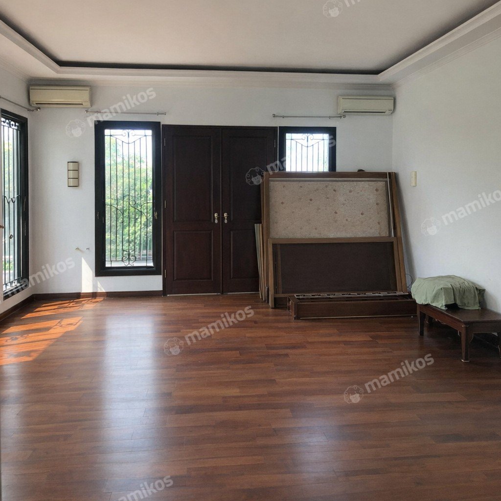 Rumah Sertifikat SHM 3 Kamar Tidur 3 Kamar Mandi Pantai Indah Kapuk Jakarta Utara - Photo 2