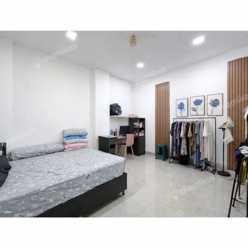 Rumah Sertifikat SHM 5 Kamar Tidur 4 Kamar Mandi Tubagus Angke Jakarta Barat - Photo 2