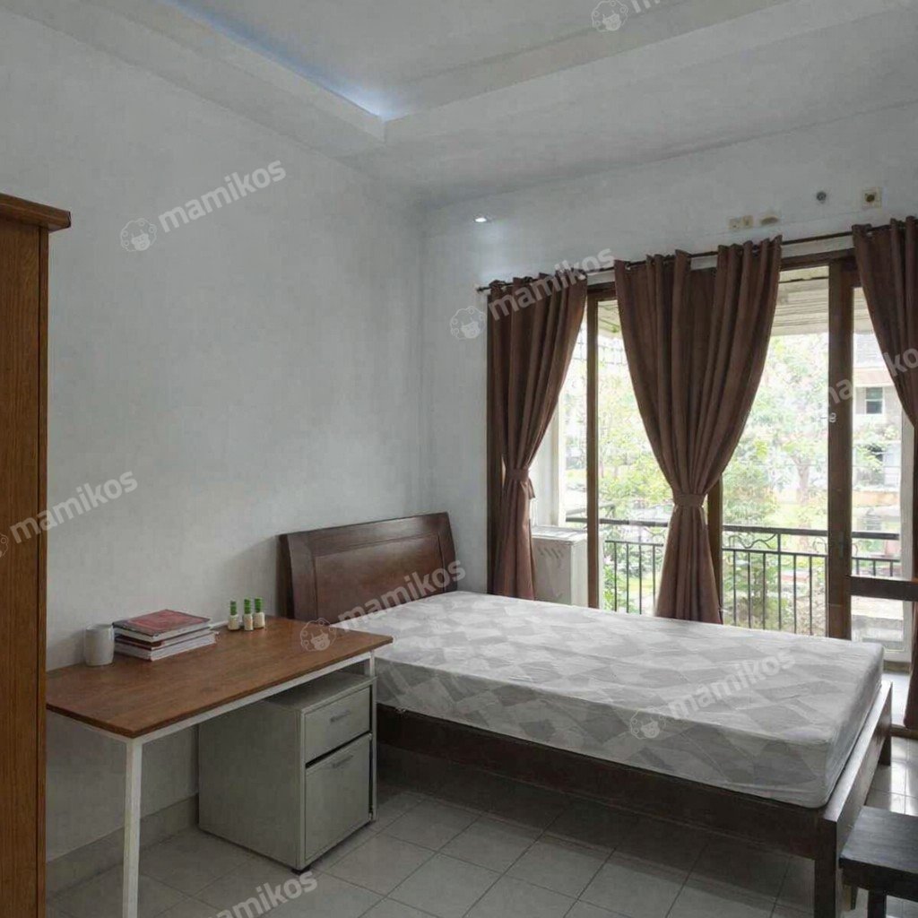 Rumah Sertifikat SHM 5 Kamar Tidur 4 Kamar Mandi Cibubur Jakarta Timur - Photo 5