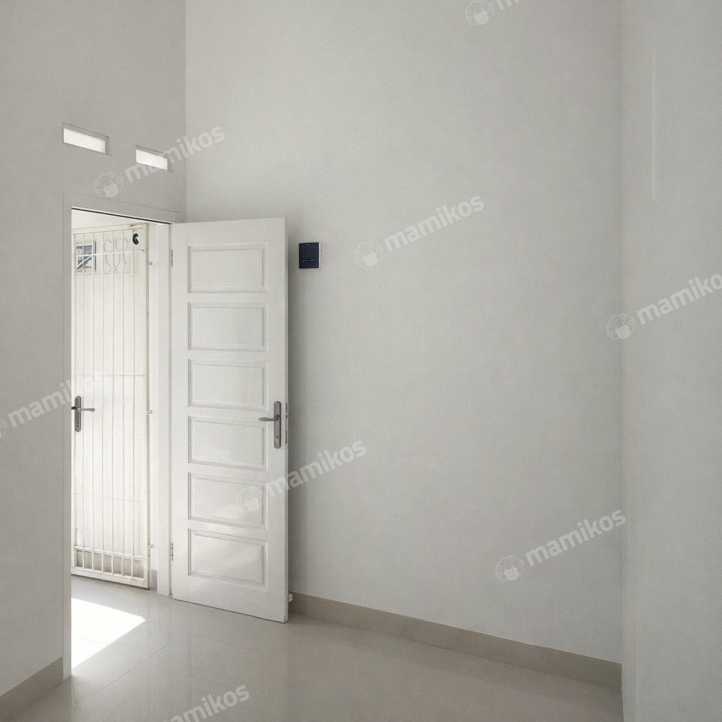 Rumah Sertifikat SHM 2 Kamar Tidur 1 Kamar Mandi Kramat Jati Jakarta Timur - Photo 2