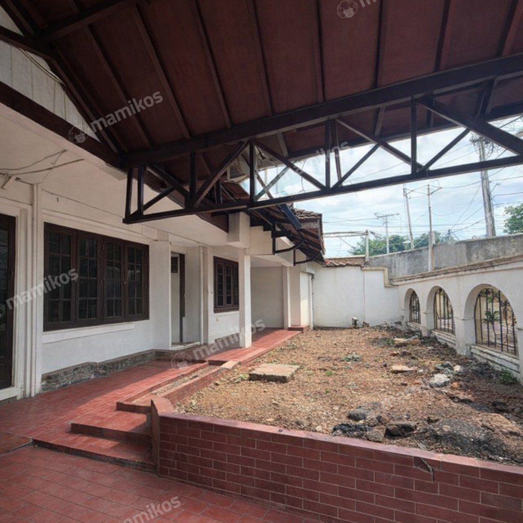 Rumah Sertifikat SHM 7 Kamar Tidur 4 Kamar Mandi Pondok Bambu Jakarta Timur - Photo 3