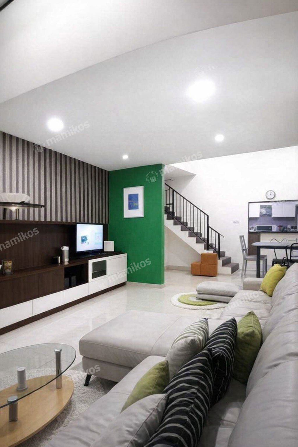 Rumah Sertifikat SHM 4 Kamar Tidur 3 Kamar Mandi Cibubur Jakarta Timur - Photo 2