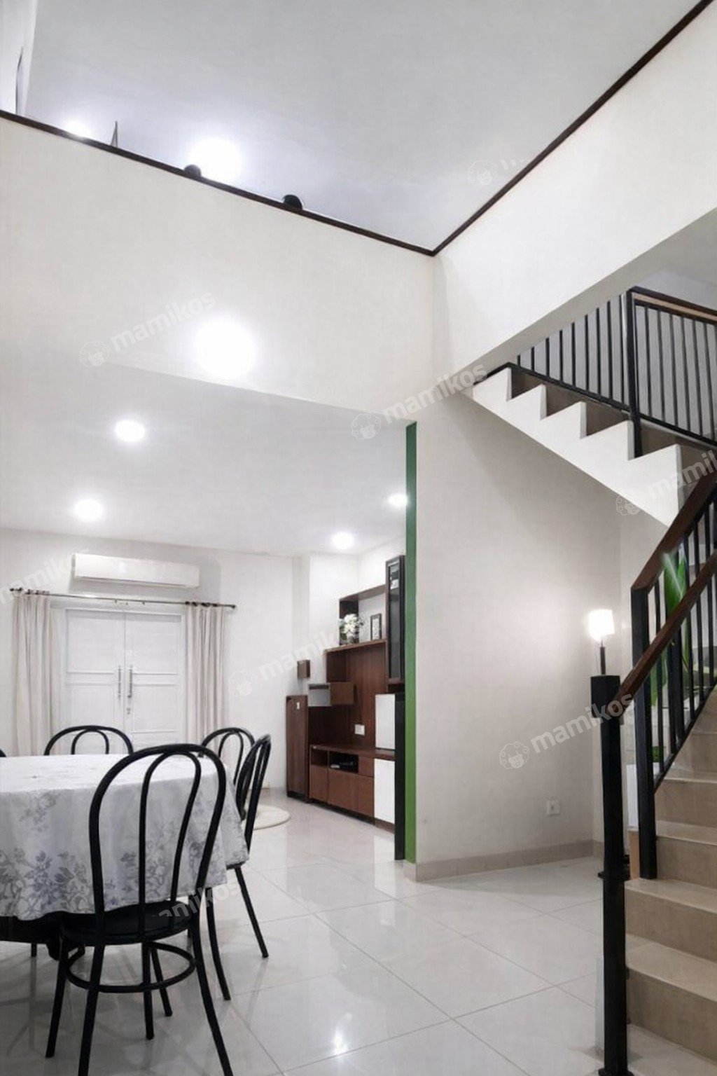 Rumah Sertifikat SHM 4 Kamar Tidur 3 Kamar Mandi Cibubur Jakarta Timur - Photo 3