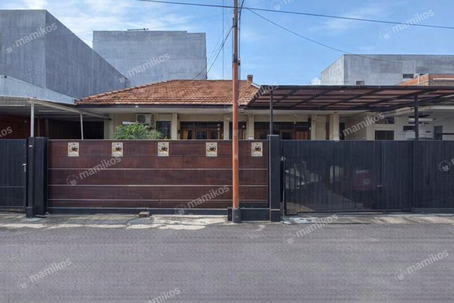 Rumah Sertifikat SHM 4 Kamar Tidur 3 Kamar Mandi Pos Pengumben Jakarta Barat - Photo 2