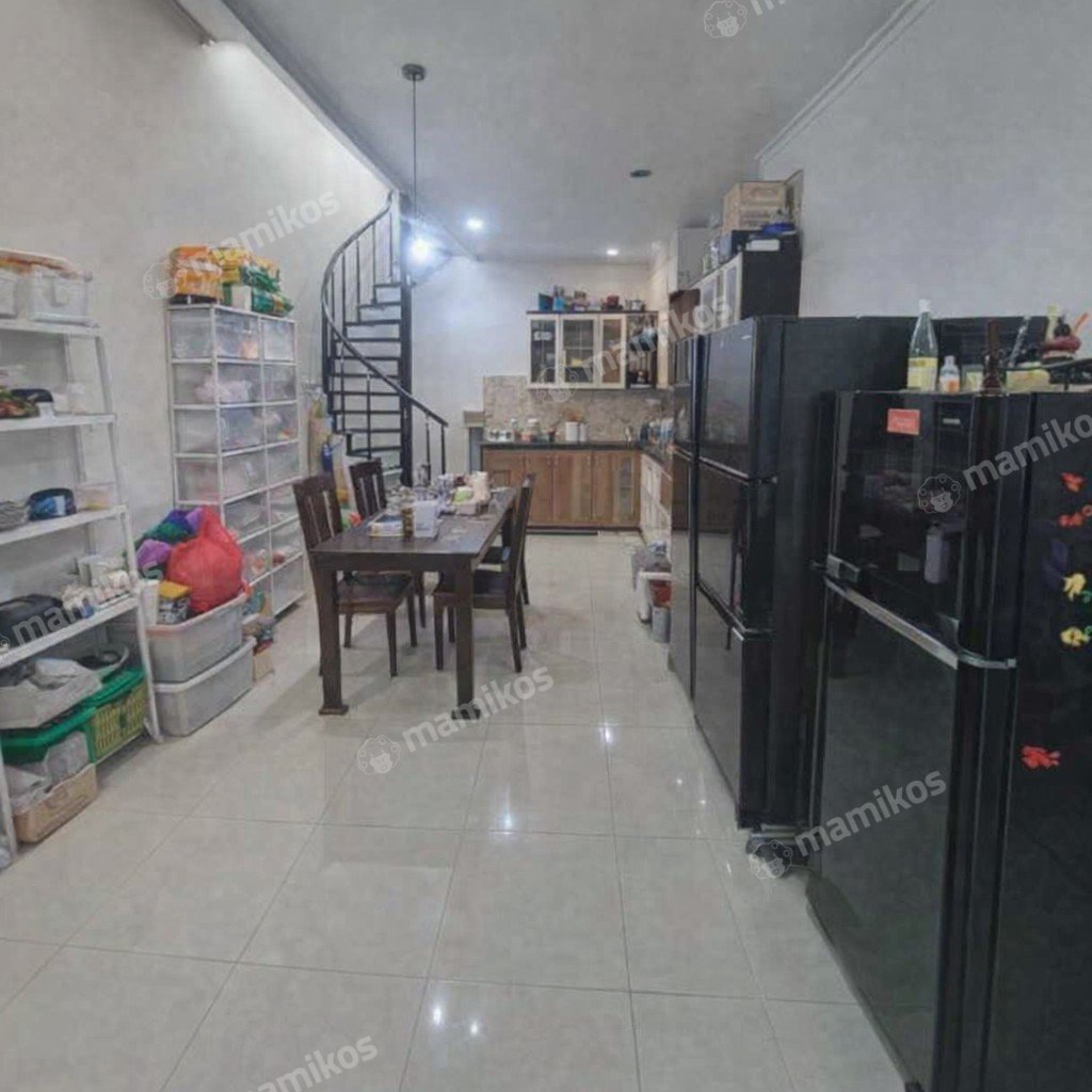 Rumah Sertifikat SHM 4 Kamar Tidur 3 Kamar Mandi Kota Wisata Jakarta Timur - Photo 4