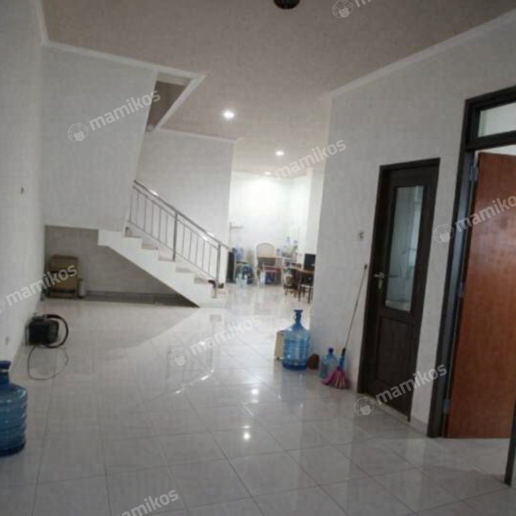 Rumah Sertifikat SHM 4 Kamar Tidur 3 Kamar Mandi Duri Kepa Jakarta Barat - Photo 4