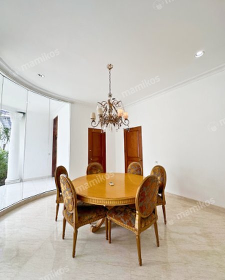 Rumah 5 Kamar Tidur 5 Kamar Mandi 2 Lantai Menteng Jakarta Pusat - Photo 3
