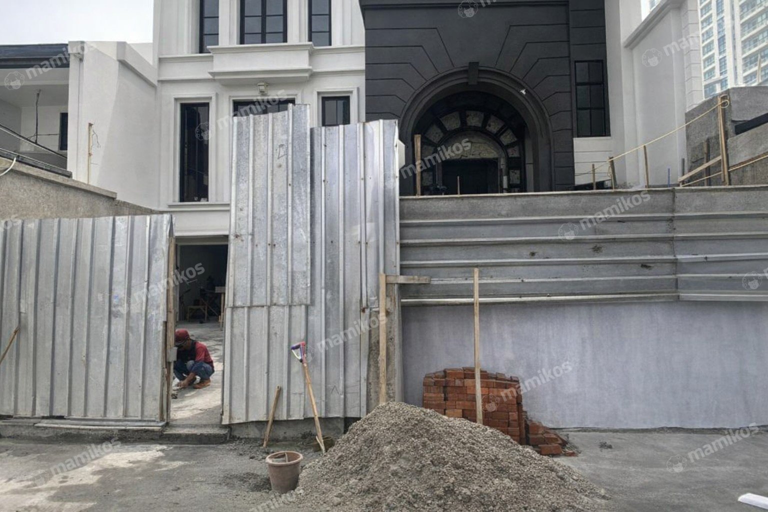Rumah Sertifikat SHM 3 Kamar Tidur 5 Kamar Mandi Pakubuwono Jakarta Selatan