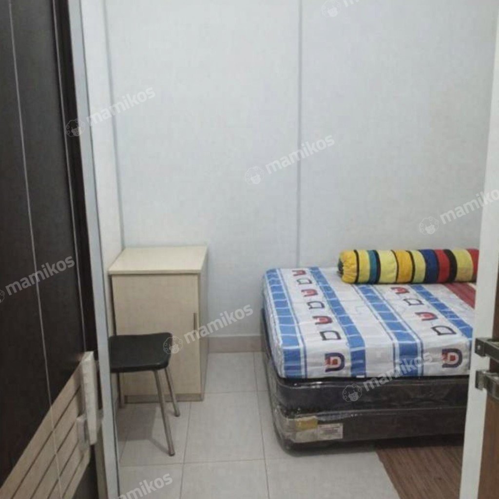 Rumah Sertifikat SHM 34 Kamar Tidur 33 Kamar Mandi Kemanggisan Jakarta Barat - Photo 3