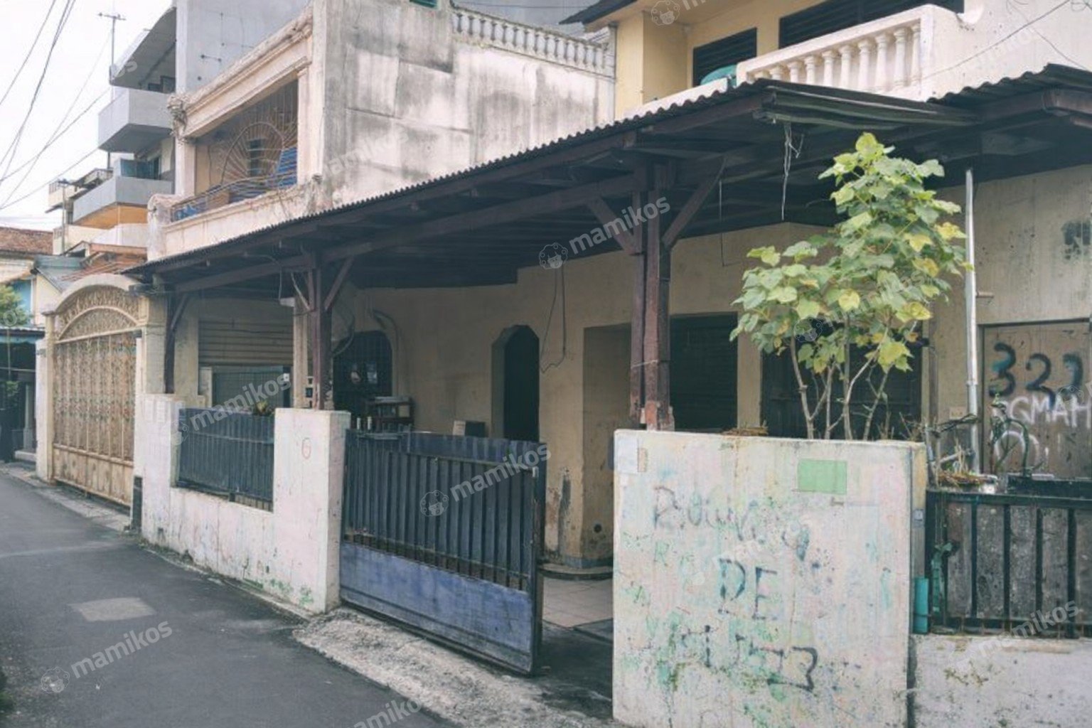 Rumah Sertifikat HGB 5 Kamar Tidur 3 Kamar Mandi Tebet Jakarta Selatan