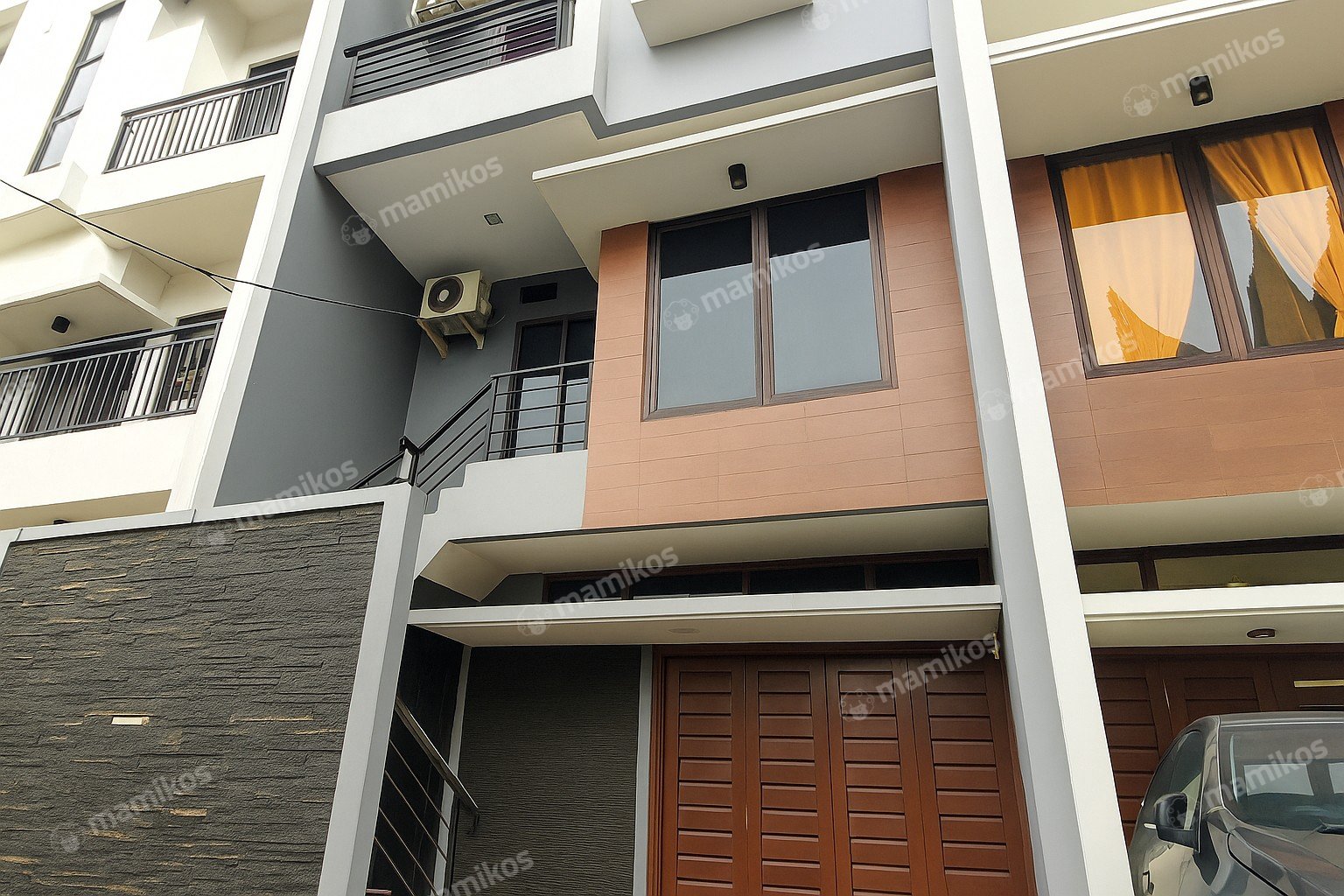 Rumah Sertifikat SHM 5 Kamar Tidur 3 Kamar Mandi Duri Kepa Jakarta Barat