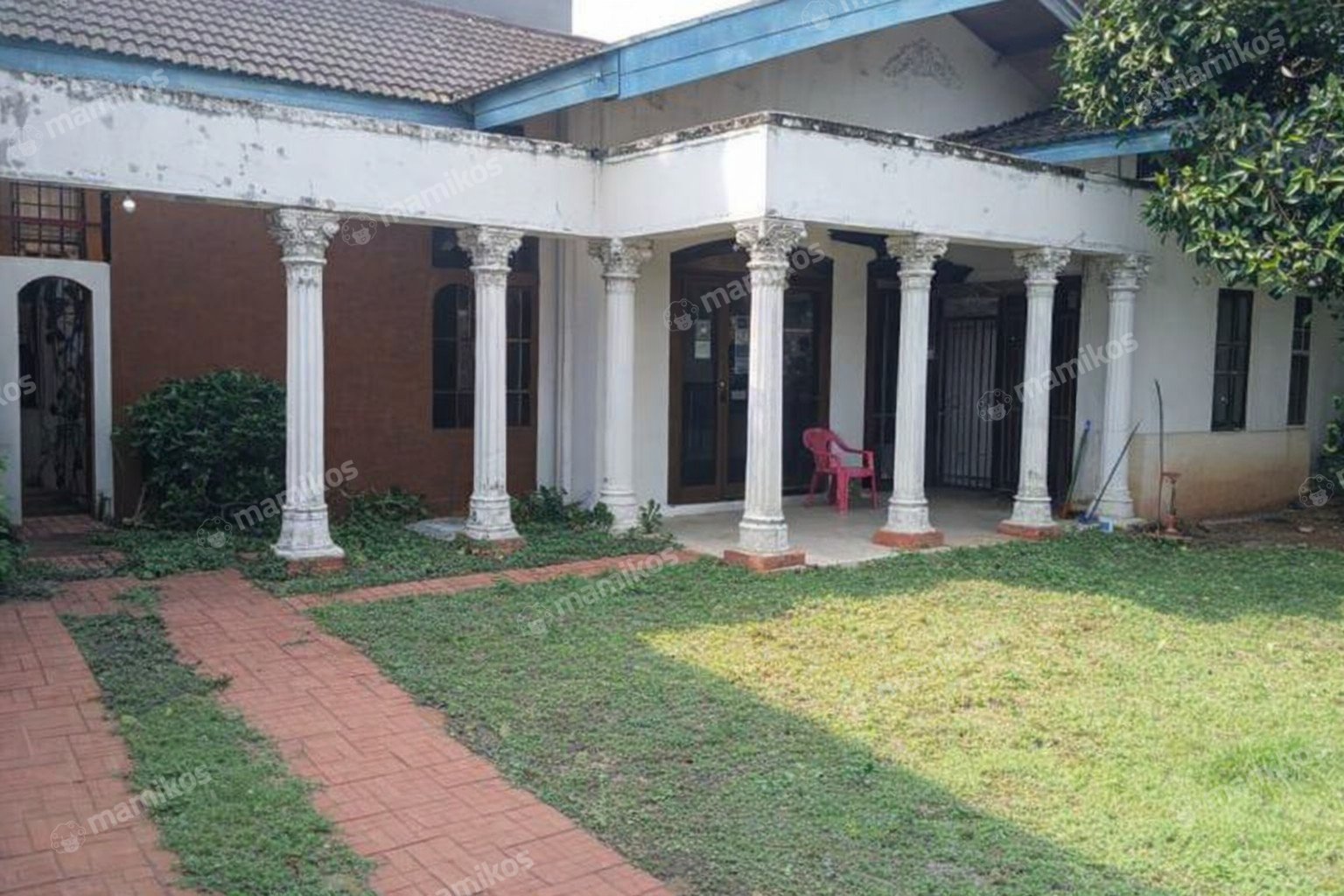 Rumah Sertifikat SHM 4 Kamar Tidur 3 Kamar Mandi Joglo Jakarta Barat