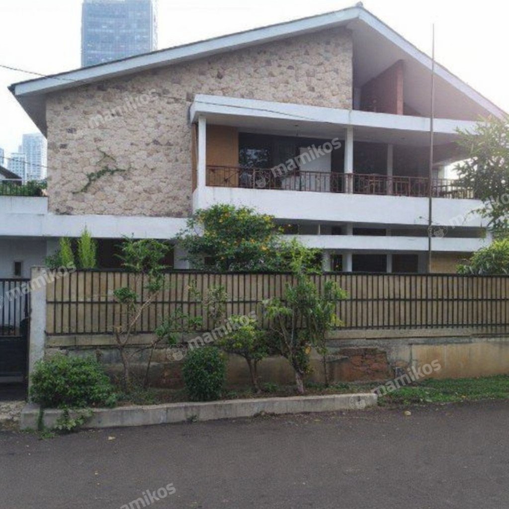 Rumah Sertifikat SHM 6 Kamar Tidur 4 Kamar Mandi Menteng Dalam Jakarta Selatan