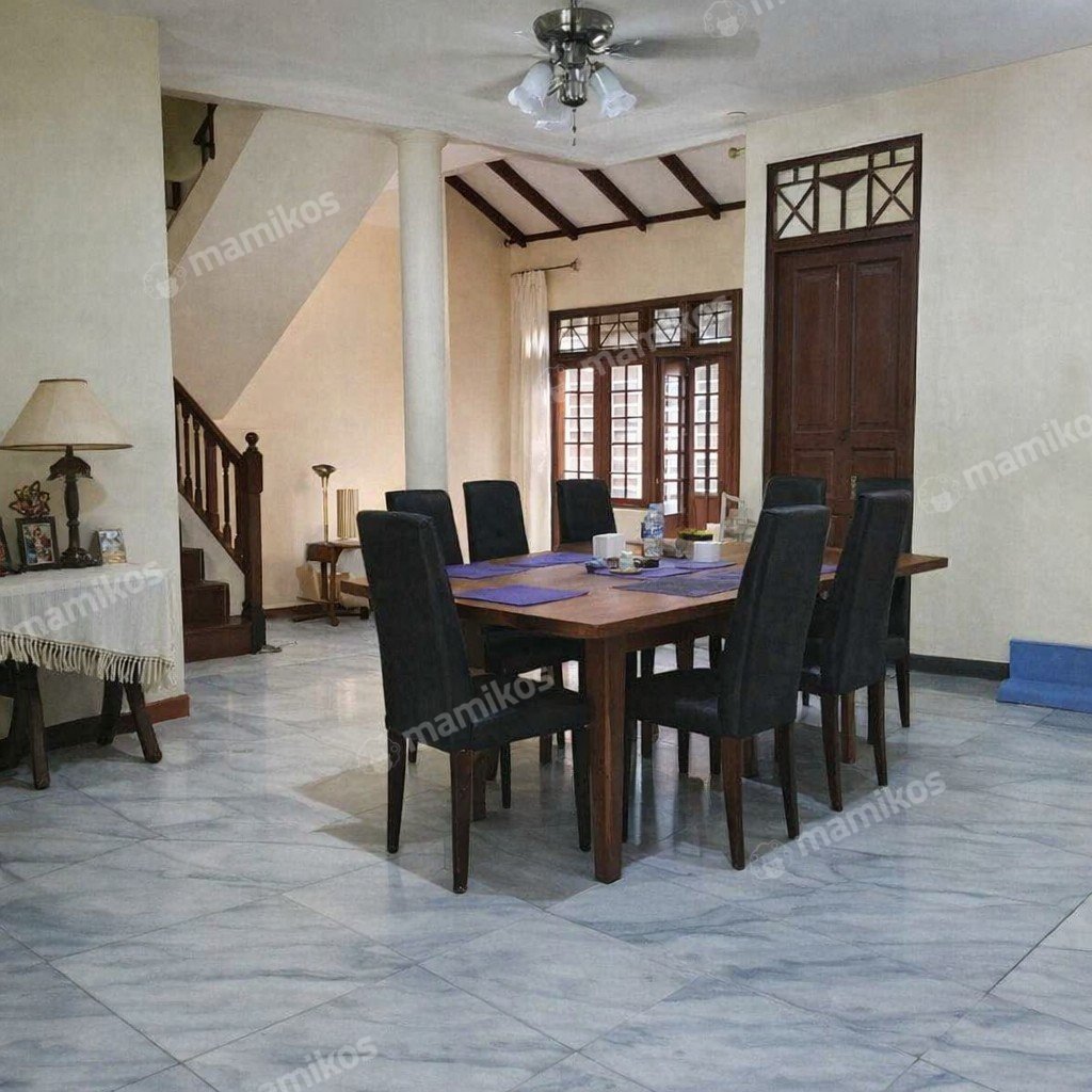 Rumah Sertifikat SHM 5 Kamar Tidur 3 Kamar Mandi Ciracas Jakarta Timur - Photo 5