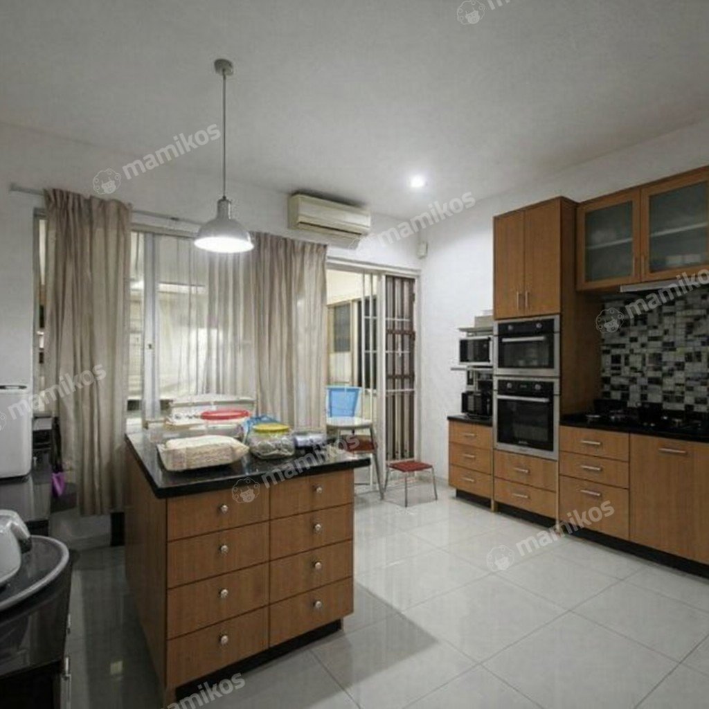 Rumah Sertifikat SHM 5 Kamar Tidur 5 Kamar Mandi Kemang Jakarta Selatan - Photo 2