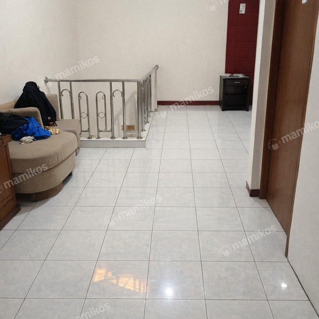 Rumah Sertifikat SHM 3 Kamar Tidur 3 Kamar Mandi Sunter Jakarta Utara - Photo 4