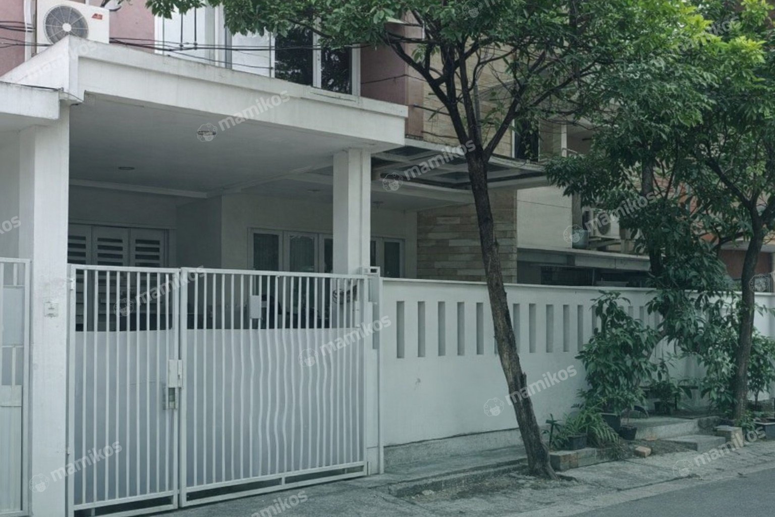 Rumah Sertifikat SHM 5 Kamar Tidur 5 Kamar Mandi Sektor 5-Bintaro Jakarta Selatan