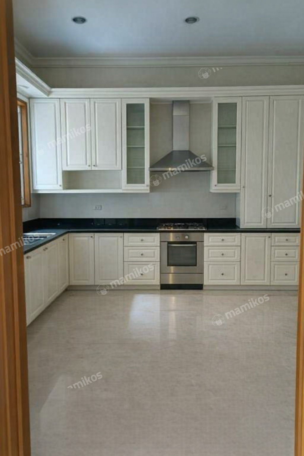 Rumah Sertifikat SHM 4 Kamar Tidur 4 Kamar Mandi Kebayoran Baru Jakarta Selatan - Photo 3