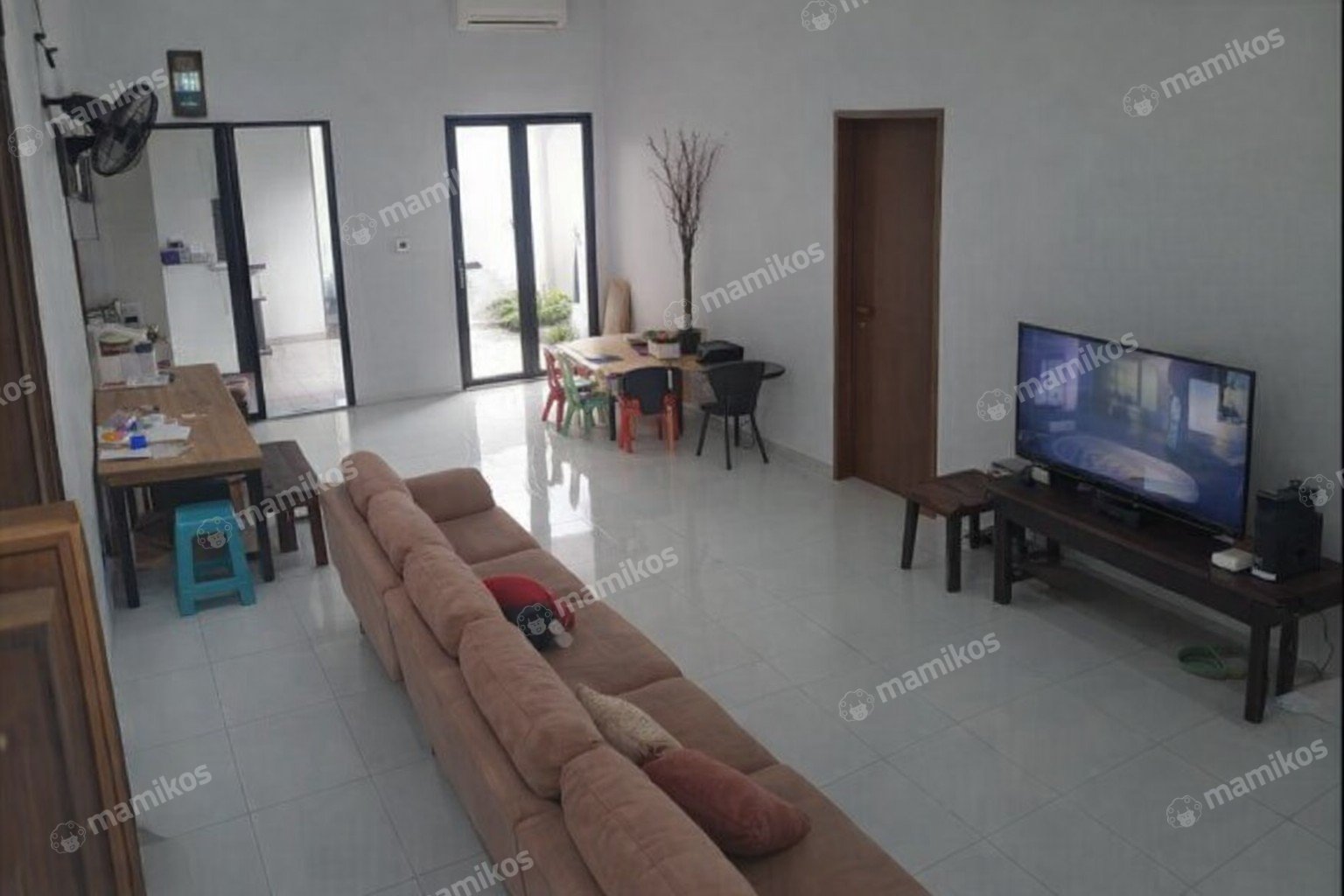Rumah Sertifikat SHM 4 Kamar Tidur 5 Kamar Mandi Duri Kosambi Jakarta Barat - Photo 4
