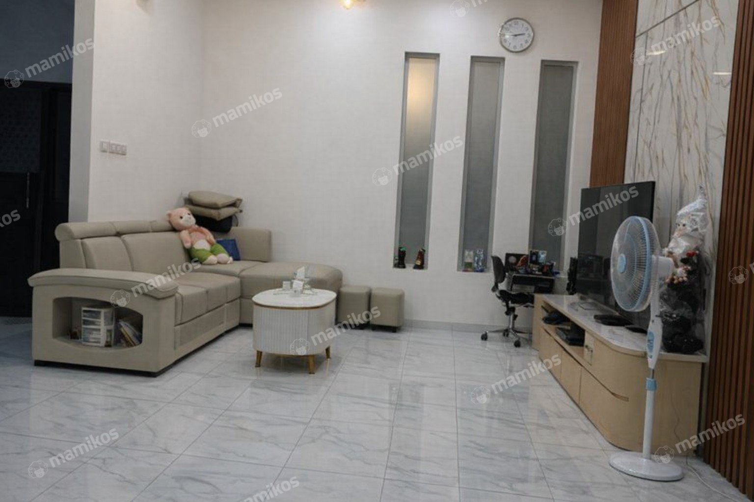 Rumah Sertifikat SHM 5 Kamar Tidur 4 Kamar Mandi Sunter Jakarta Utara