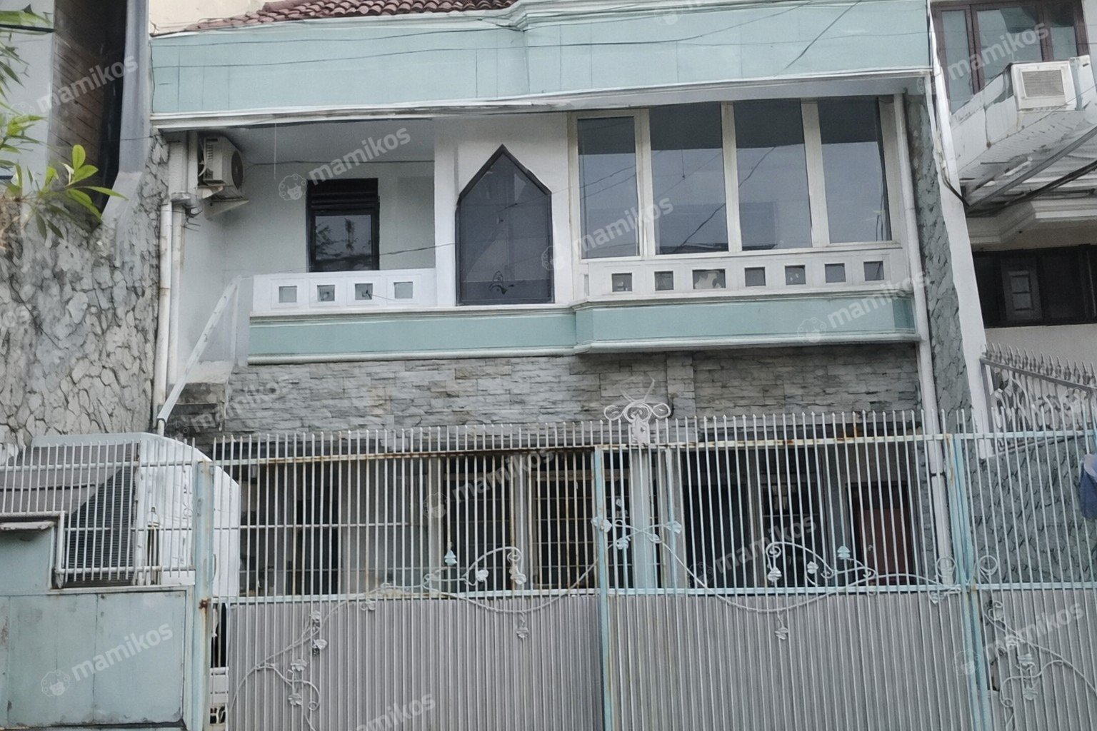 Rumah Sertifikat SHM 13 Kamar Tidur 5 Kamar Mandi Kelapa Gading Jakarta Utara