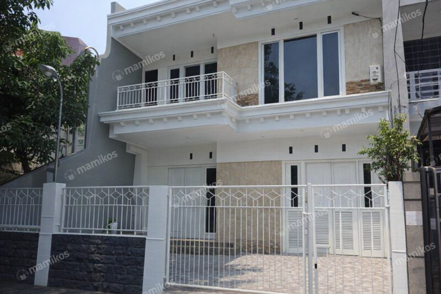 Rumah Sertifikat SHM 4 Kamar Tidur 3 Kamar Mandi Kelapa Gading Jakarta Utara