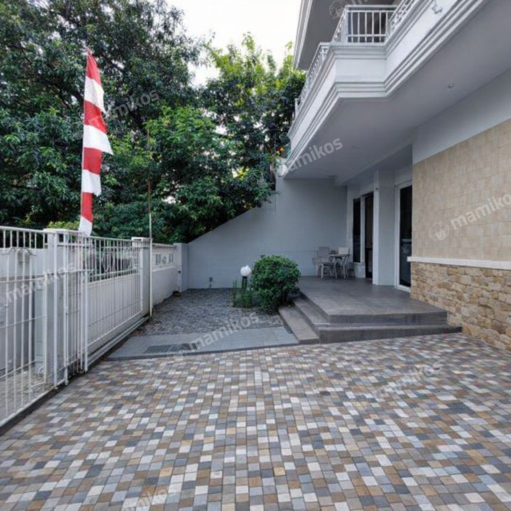 Rumah Sertifikat SHM 4 Kamar Tidur 3 Kamar Mandi Kelapa Gading Jakarta Utara - Photo 2