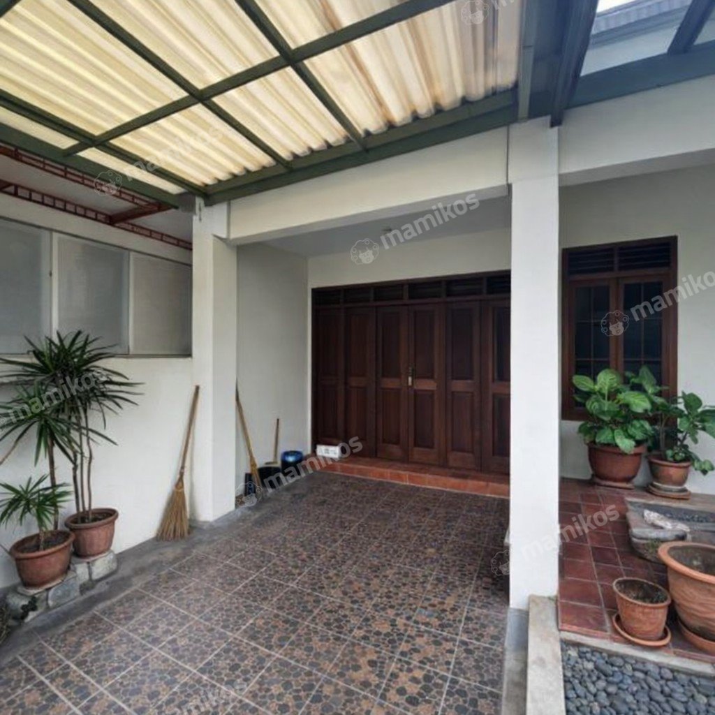 Rumah Sertifikat SHM 5 Kamar Tidur 3 Kamar Mandi Pondok Indah Jakarta Selatan - Photo 2