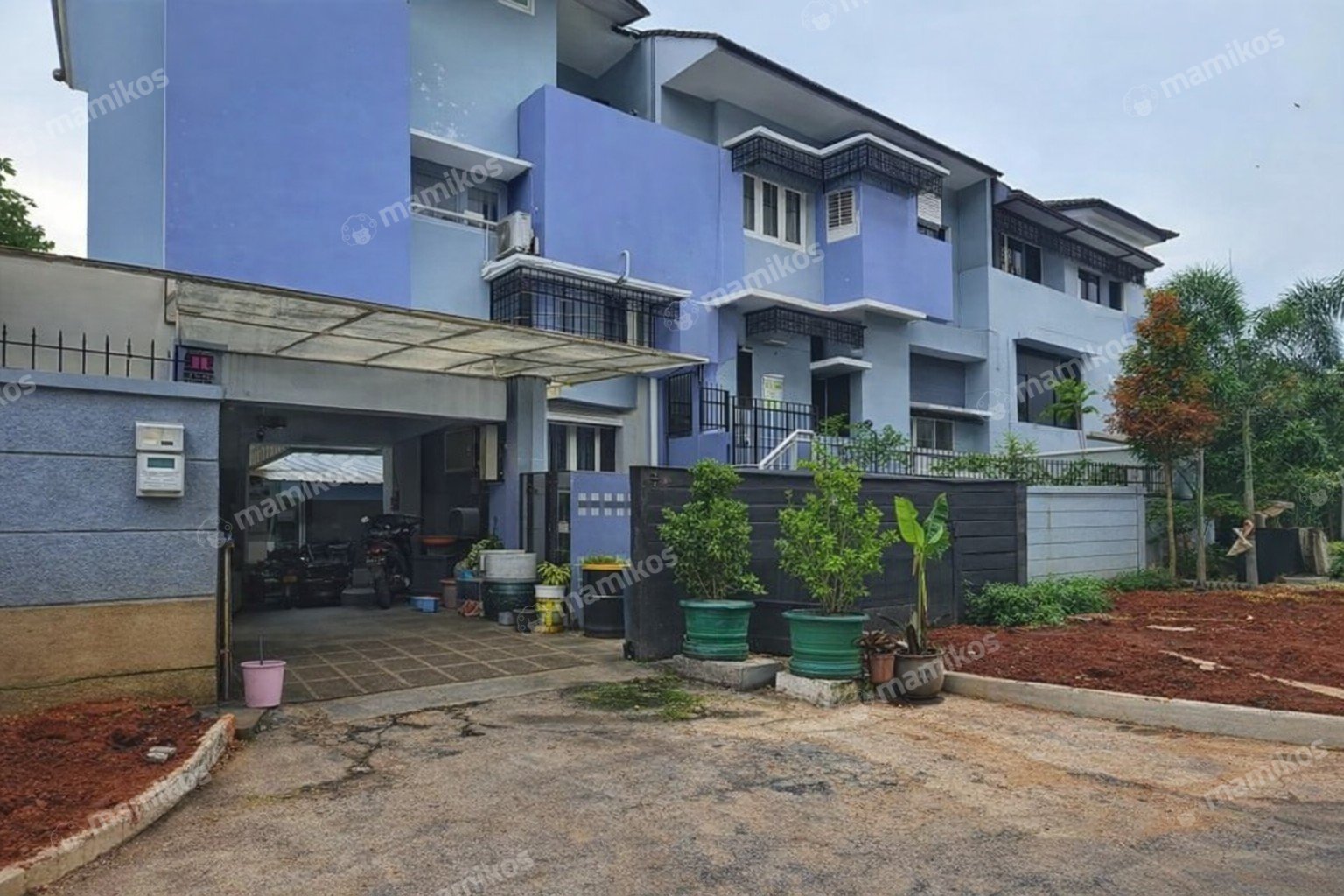 Rumah Sertifikat SHM 5 Kamar Tidur 5 Kamar Mandi Ragunan Jakarta Selatan