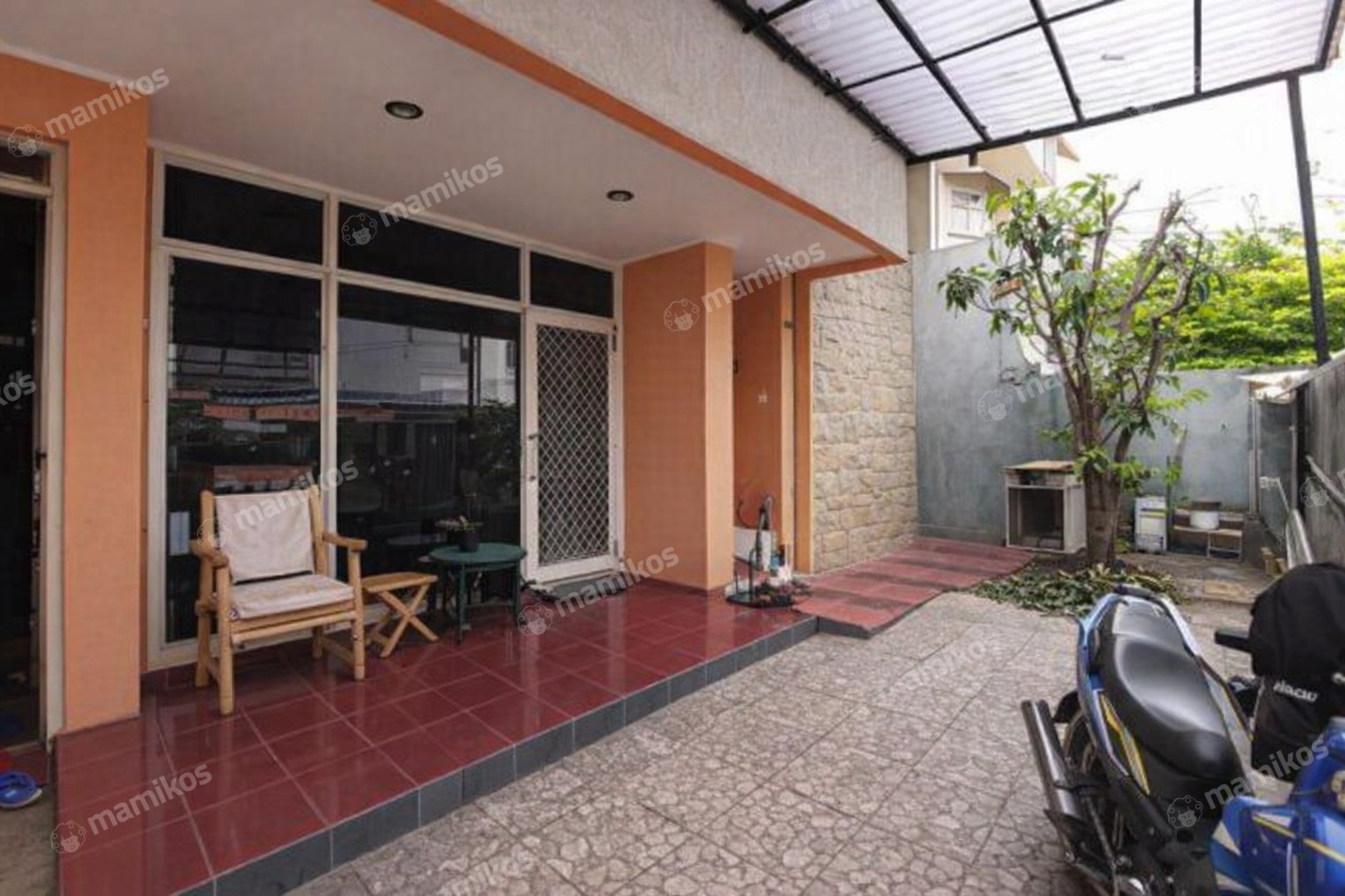 Rumah 6KT 4KM Sunrise Garden Jakarta Barat