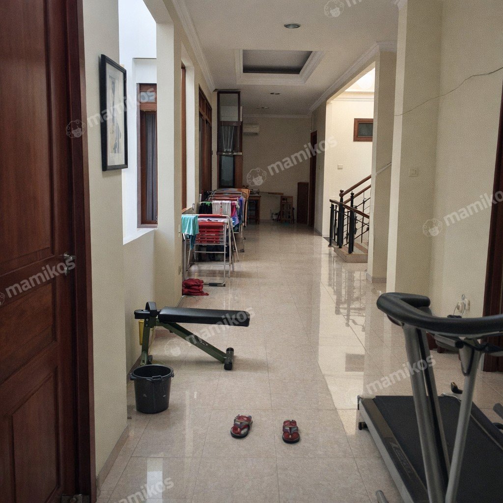 Rumah Sertifikat SHM 5 Kamar Tidur 4 Kamar Mandi Mangga Besar Jakarta Barat - Photo 2