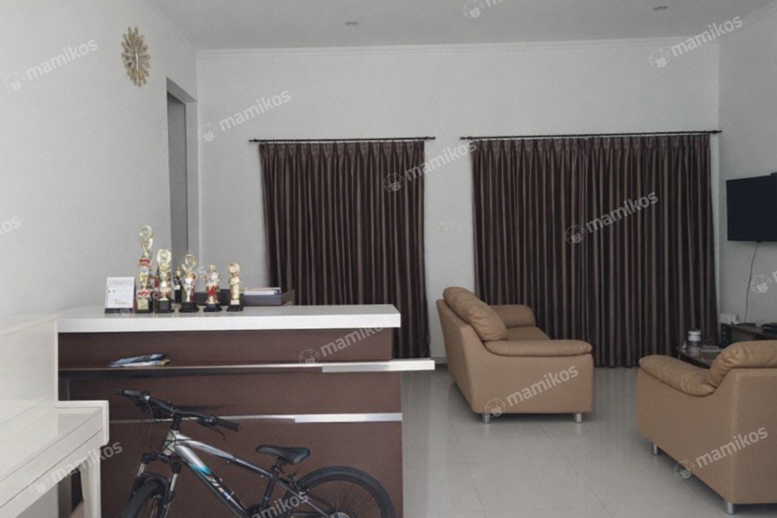 Rumah Sertifikat SHM 3 Kamar Mandi 3 Lantai Pantai Indah Kapuk Jakarta Utara - Photo 2