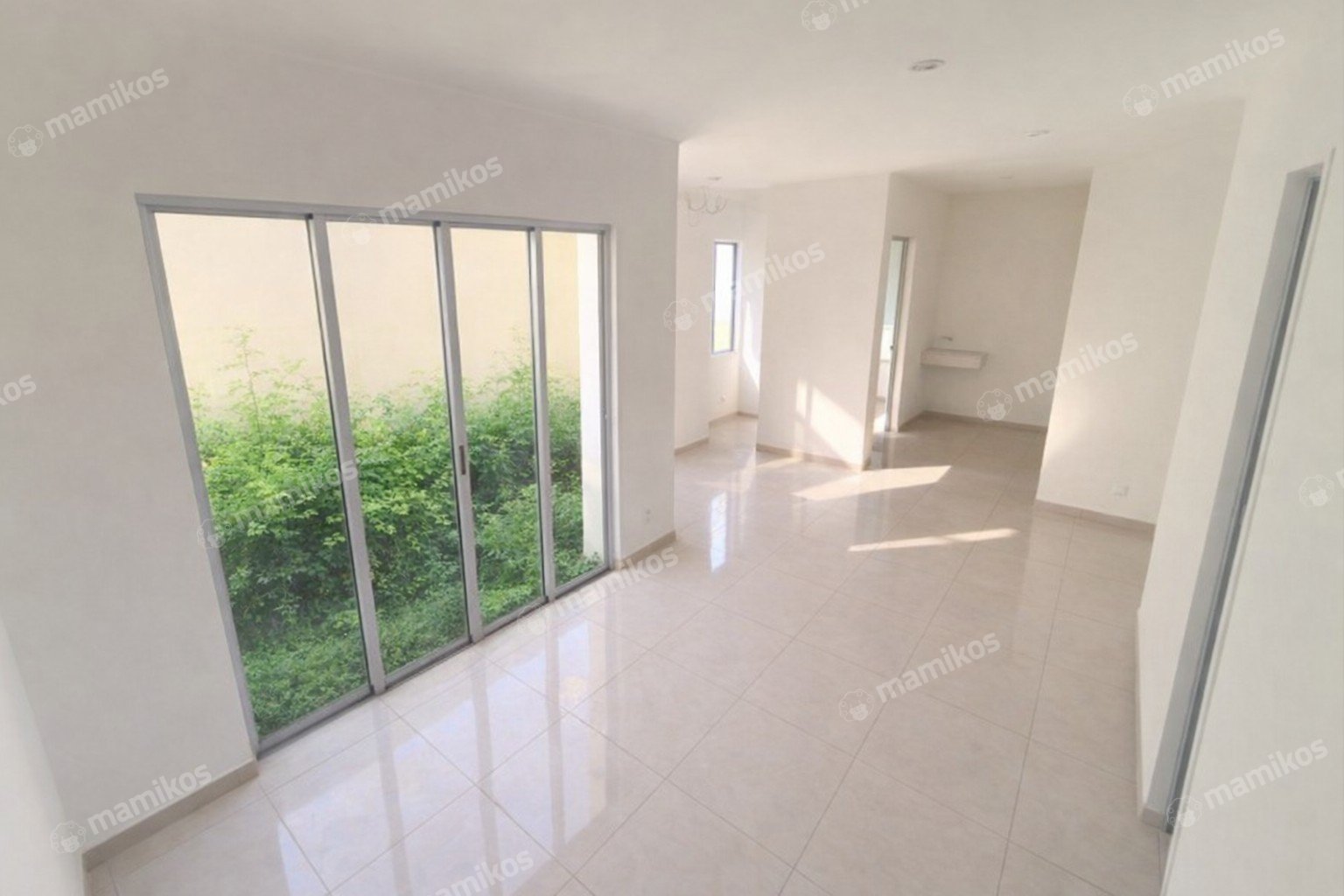 Rumah Sertifikat SHM 4 Kamar Tidur 3 Kamar Mandi Jakarta Garden City Jakarta Timur - Photo 3