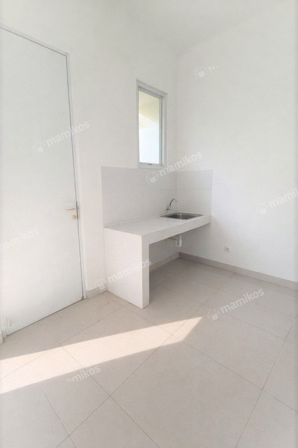 Rumah Sertifikat SHM 4 Kamar Tidur 3 Kamar Mandi Jakarta Garden City Jakarta Timur - Photo 4