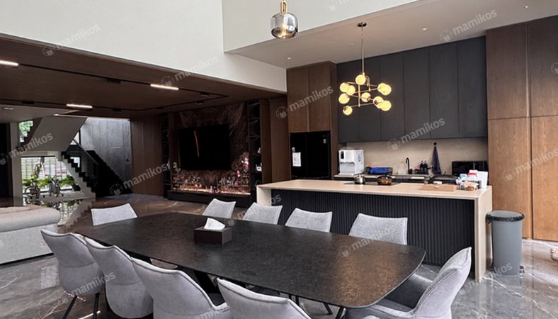 Rumah 5KT 7KM BSD Taman Giri Loka Tangerang