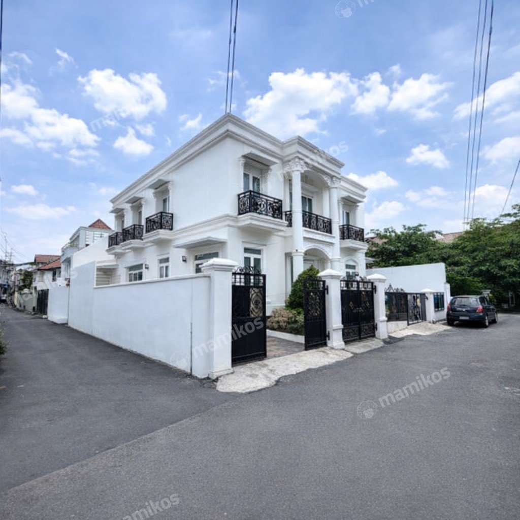 Rumah Sertifikat SHM 4 Kamar Tidur 4 Kamar Mandi Tebet Jakarta Selatan - Photo 2
