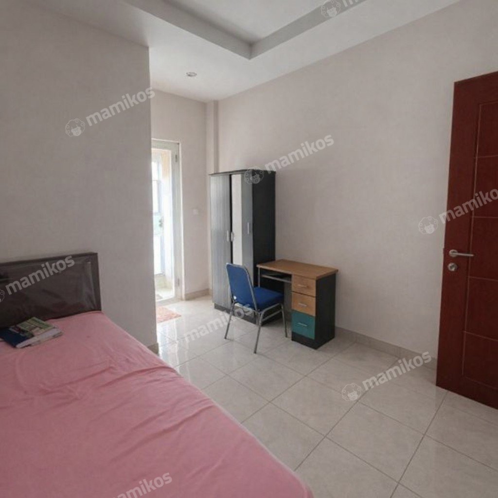 Rumah Sertifikat SHM 56 Kamar Tidur 56 Kamar Mandi Kemanggisan Jakarta Barat - Photo 2