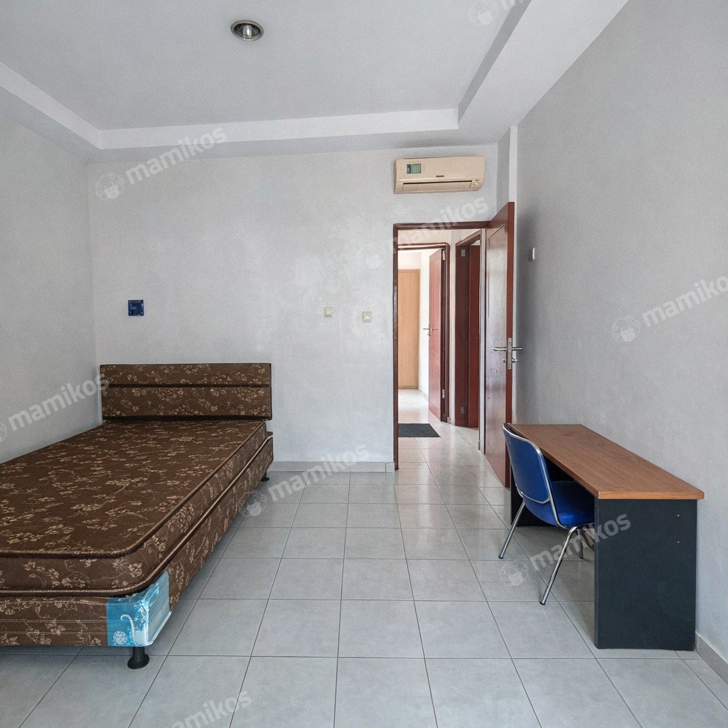 Rumah Sertifikat SHM 56 Kamar Tidur 56 Kamar Mandi Kemanggisan Jakarta Barat - Photo 4