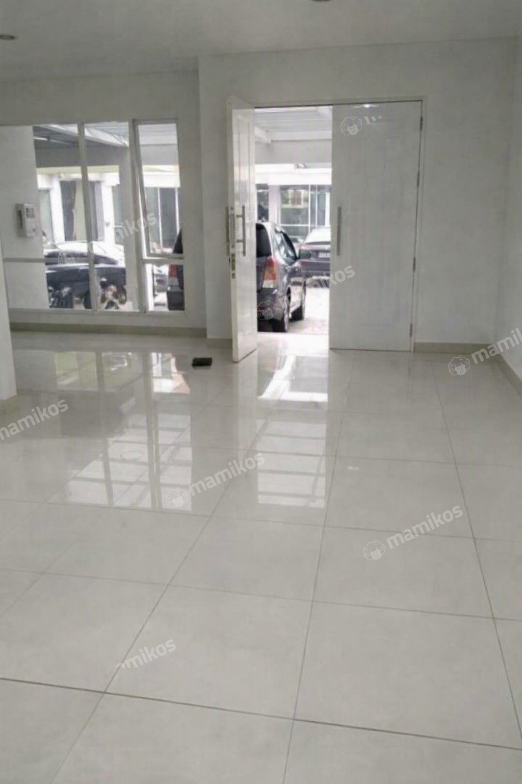 Rumah Sertifikat SHM 3 Kamar Tidur 2 Kamar Mandi Kelapa Gading Jakarta Utara - Photo 2