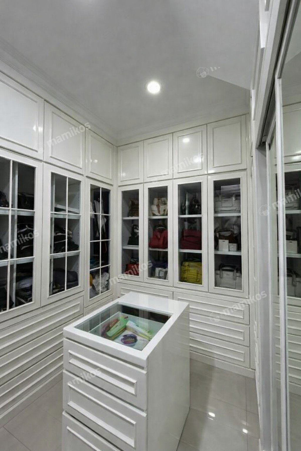 Rumah 7 Kamar Tidur 5 Kamar Mandi 3 Lantai Pantai Indah Kapuk Jakarta Utara - Photo 3