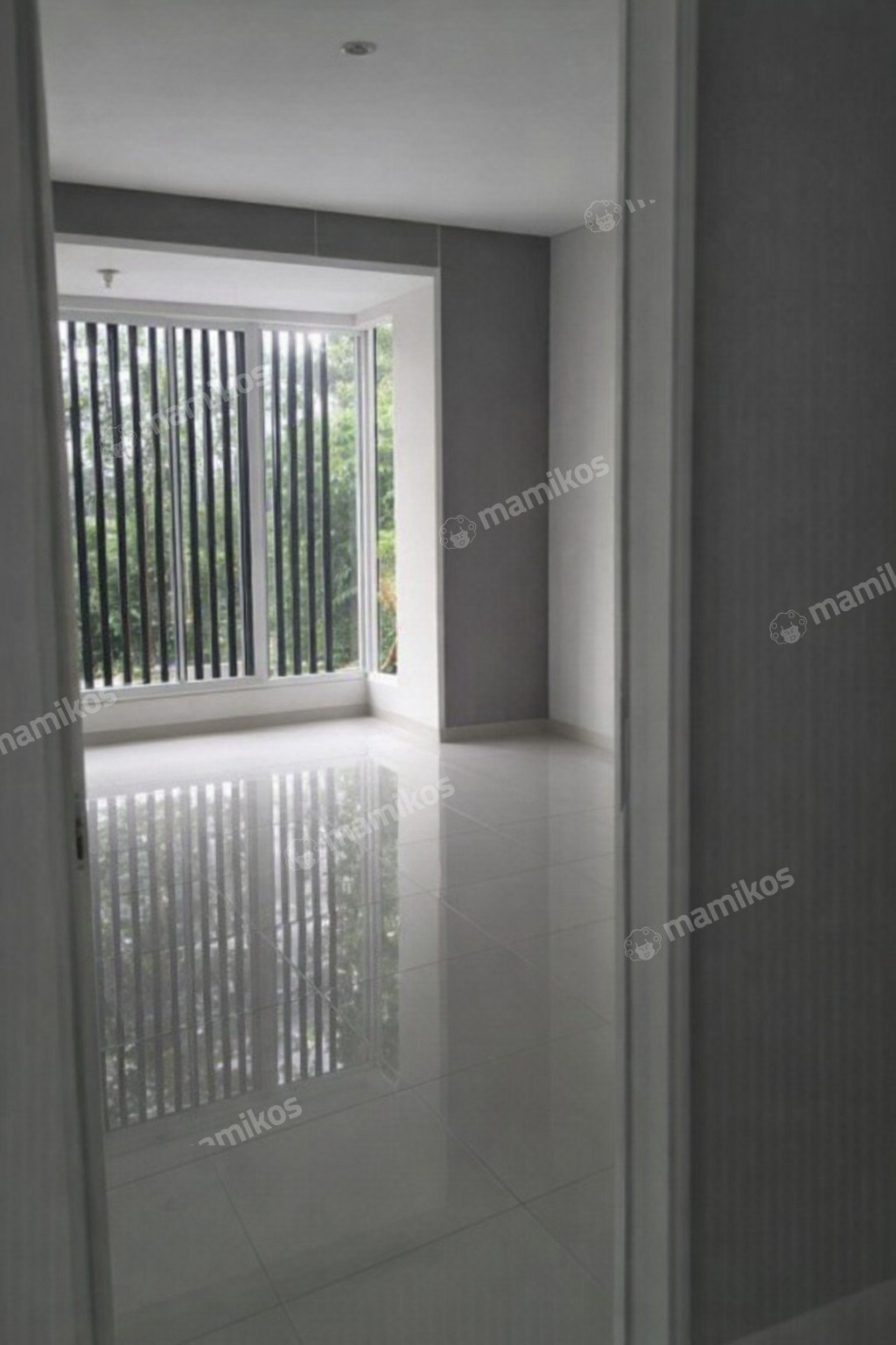 Rumah Sertifikat SHM 5 Kamar Tidur 4 Kamar Mandi Cibubur Jakarta Timur - Photo 3
