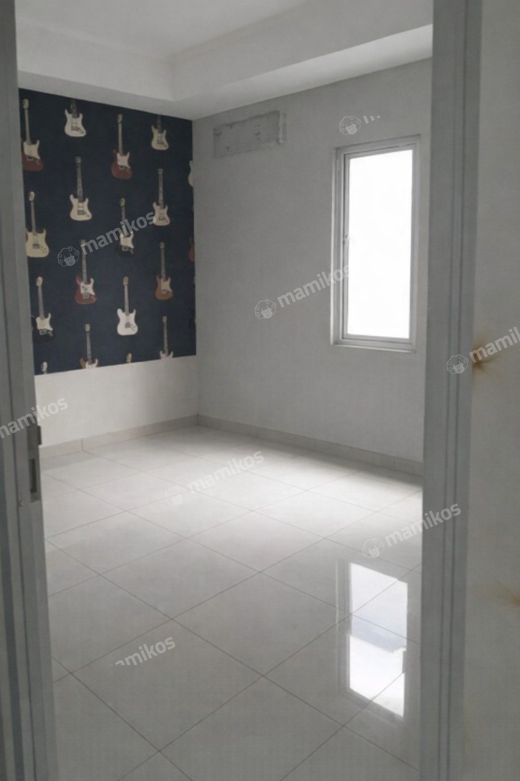 Rumah Sertifikat SHM 5 Kamar Tidur 4 Kamar Mandi Cibubur Jakarta Timur - Photo 4