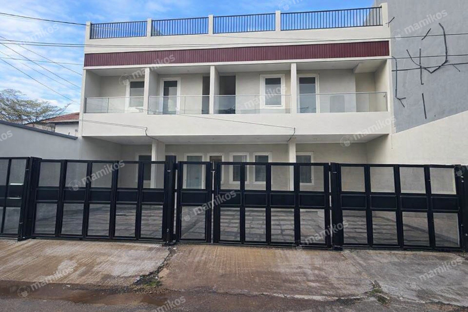 Rumah 5KT 4KM Sunrise Garden Jakarta Barat